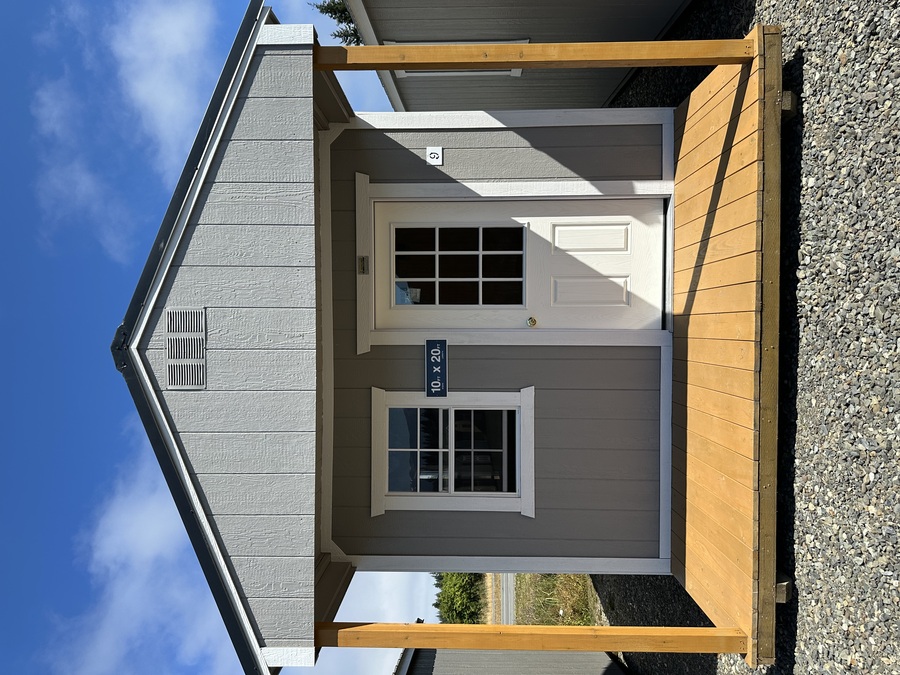 #09 Utility Playhouse 10X20